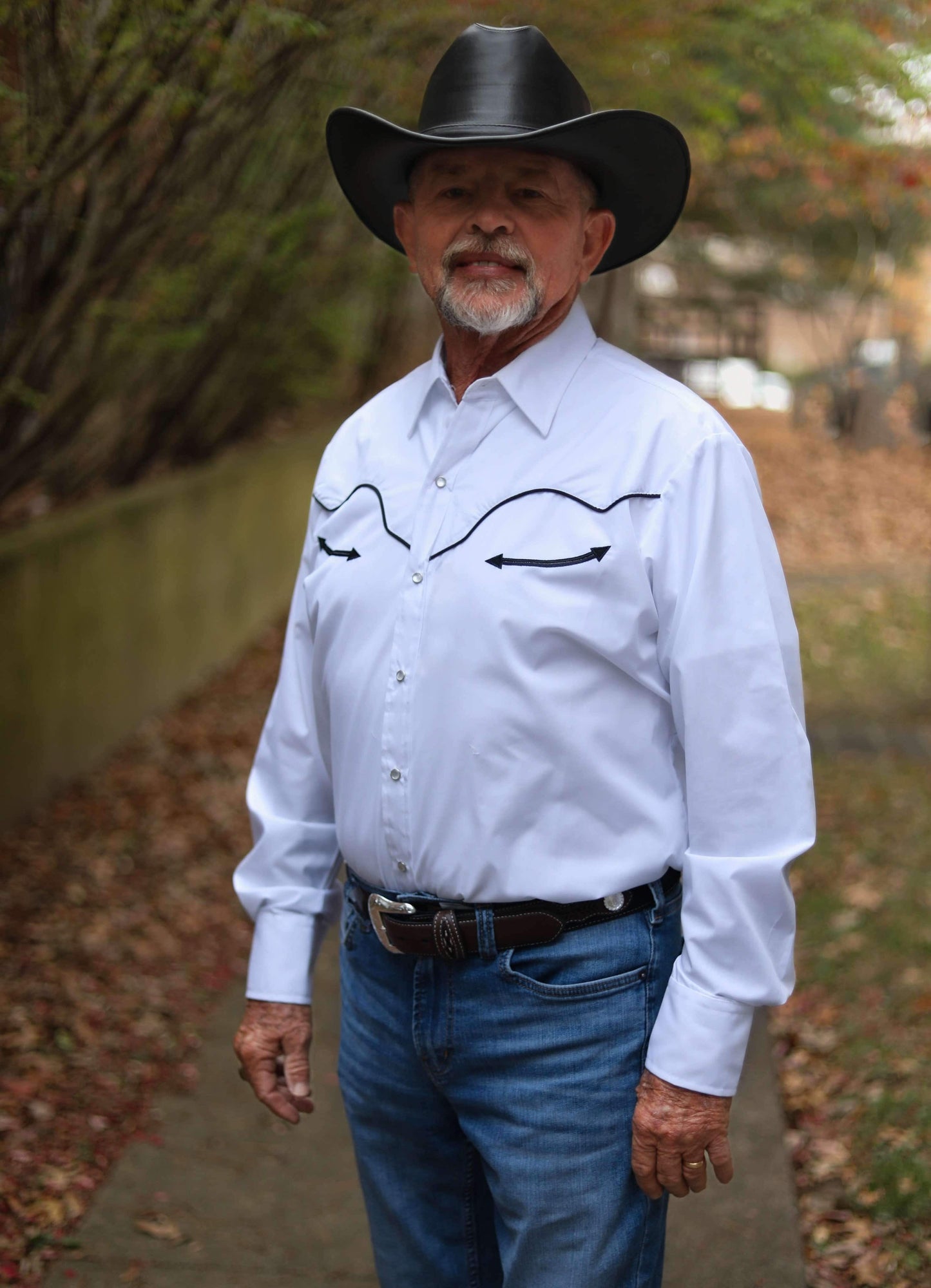 Men’s Ely white retro shirt