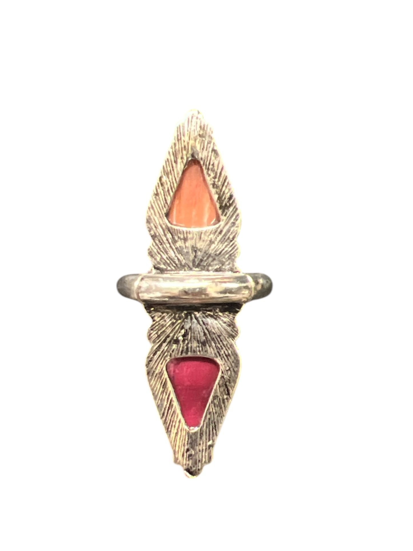 Tri-color stone ring