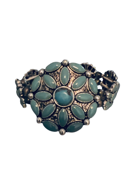 Turquoise Daisy stretch bracelet